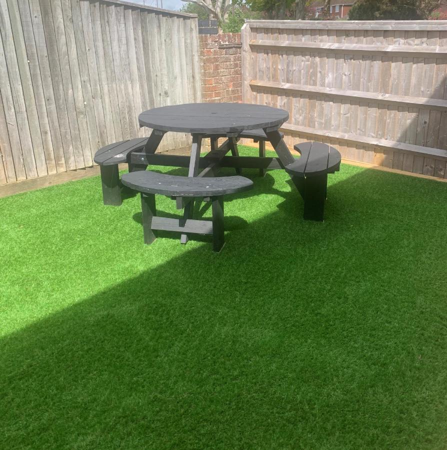 - Private Flat With Garden & Parking 01 Abingdon-on-Thames